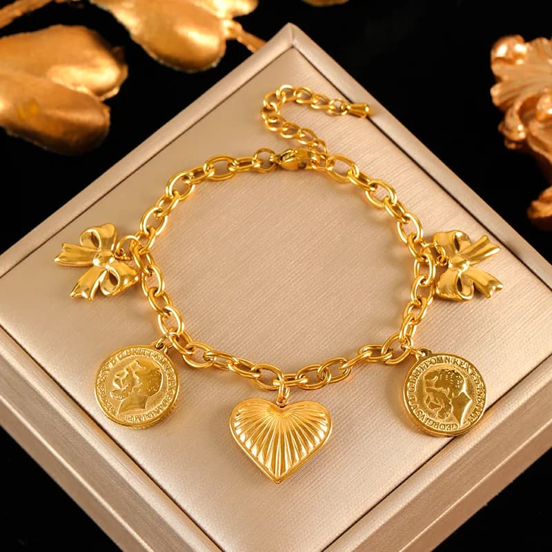 Armbånd med søstjerne- og skaldyr charms i rustfrit stål