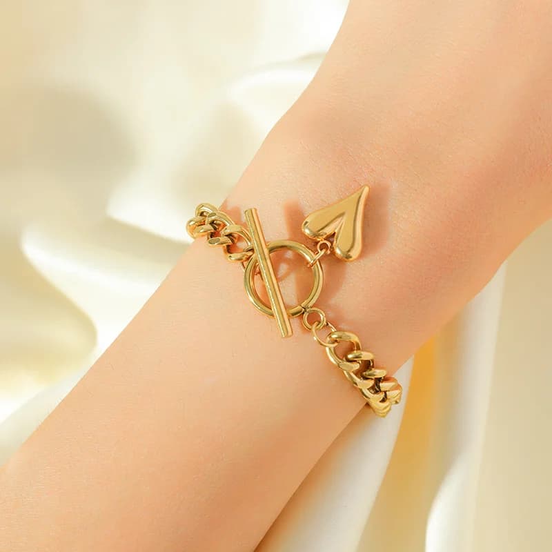 Armbånd med hjertevedhæng, 18K guldbelagt