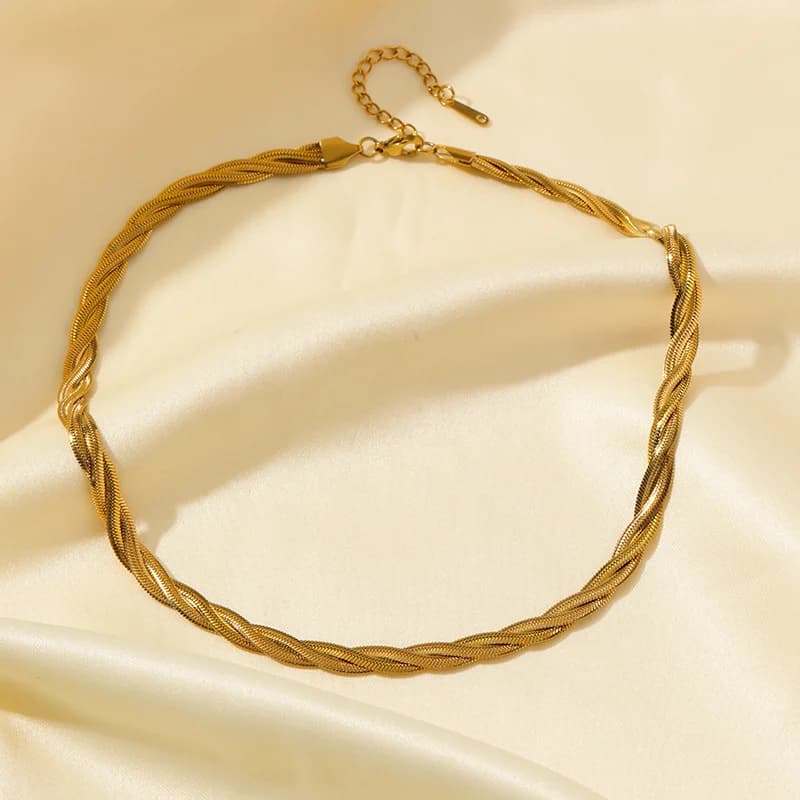 Sæt med flettet kæde halskæde og armbånd
