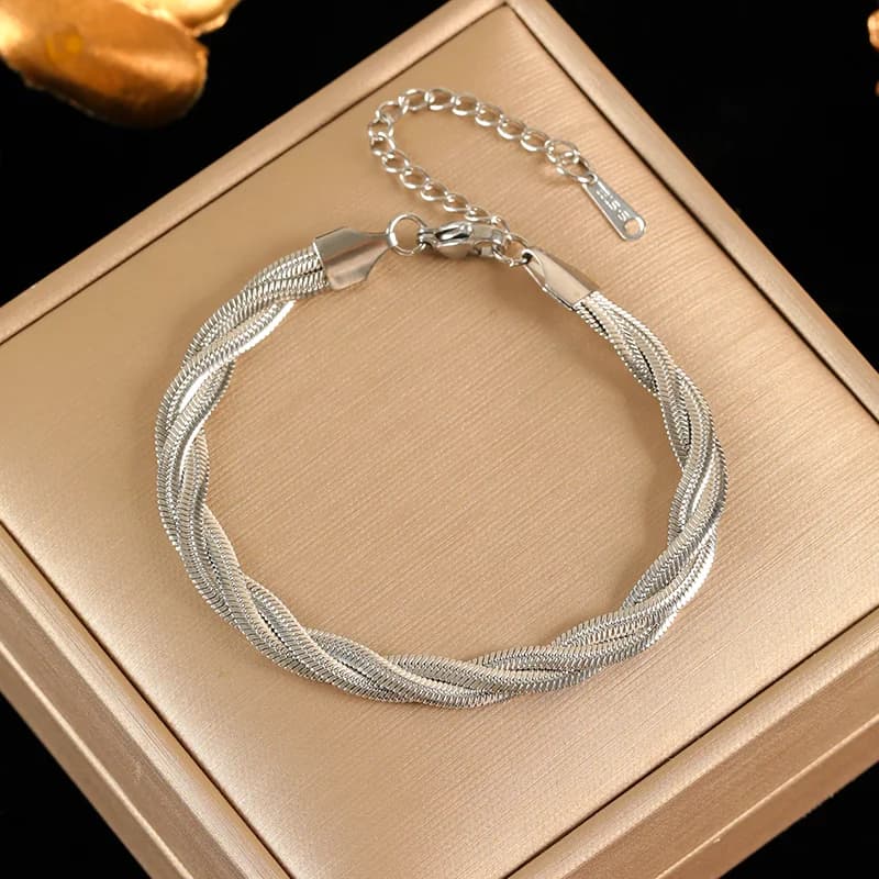 Sæt med flettet kæde halskæde og armbånd