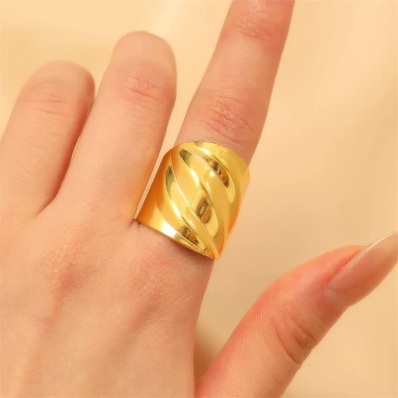 Sommerfugl ring, 18K forgylt rustfrit stål