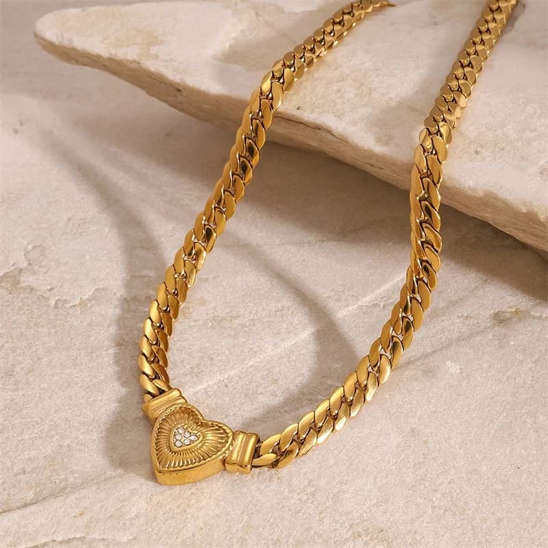 Guld hjerte choker-kæde
